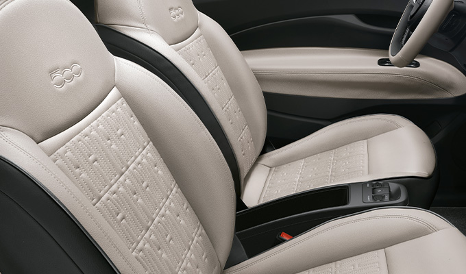 INTERIÉRY PREMIUM S MONOGRAMOM FIAT